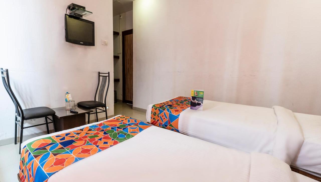 Hotel Oyo 24197 Saptaruchi Pimpri-Chinchwad Exterior foto