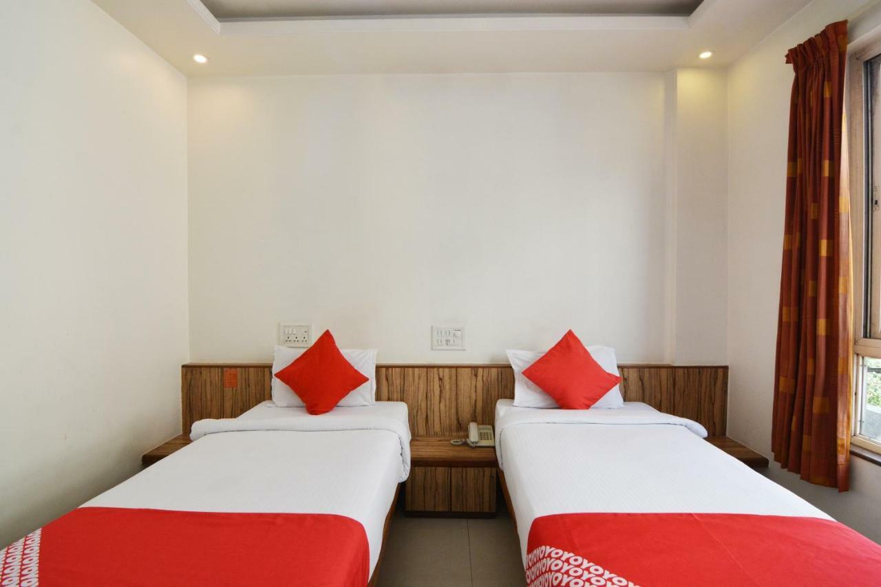 Hotel Oyo 24197 Saptaruchi Pimpri-Chinchwad Exterior foto
