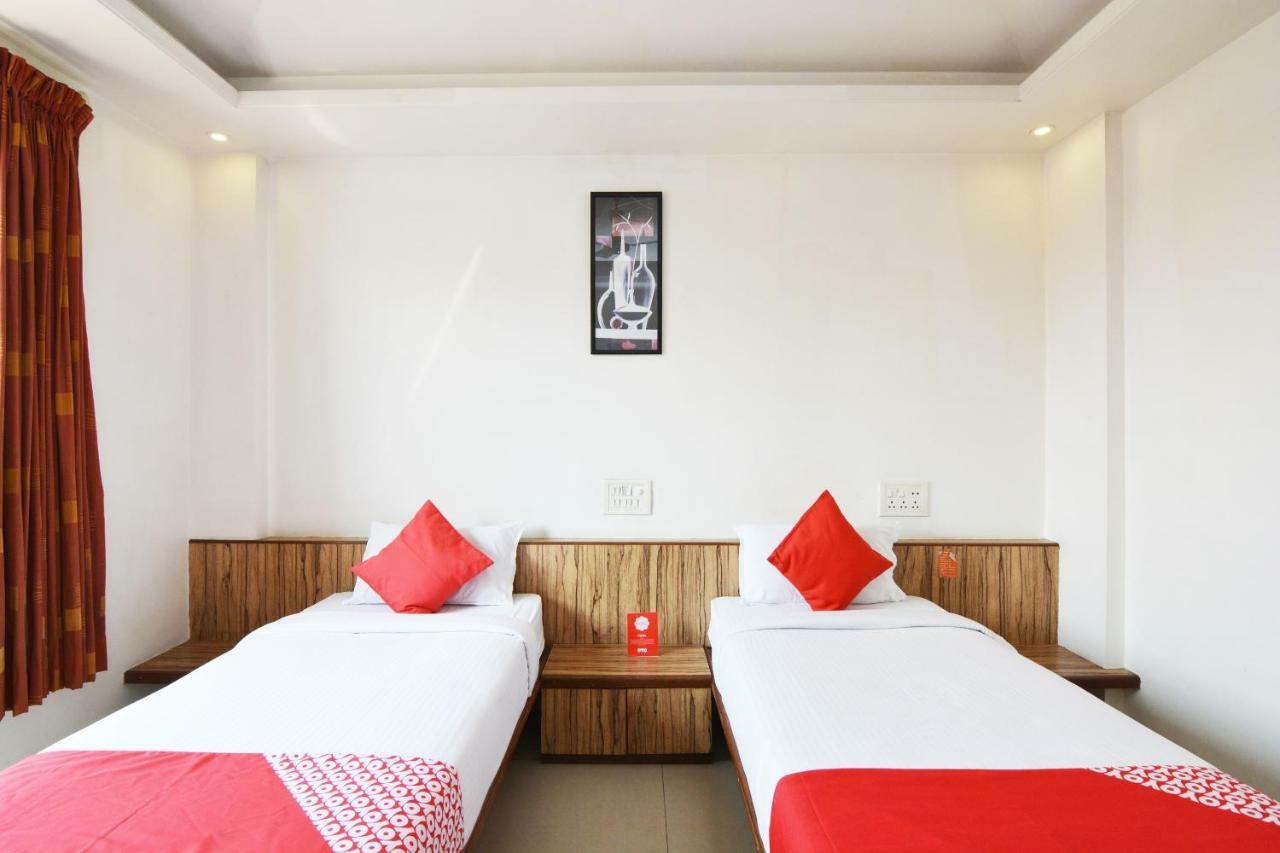 Hotel Oyo 24197 Saptaruchi Pimpri-Chinchwad Exterior foto